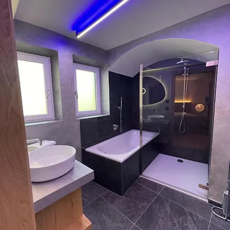 Hotel Des Alpes 3*